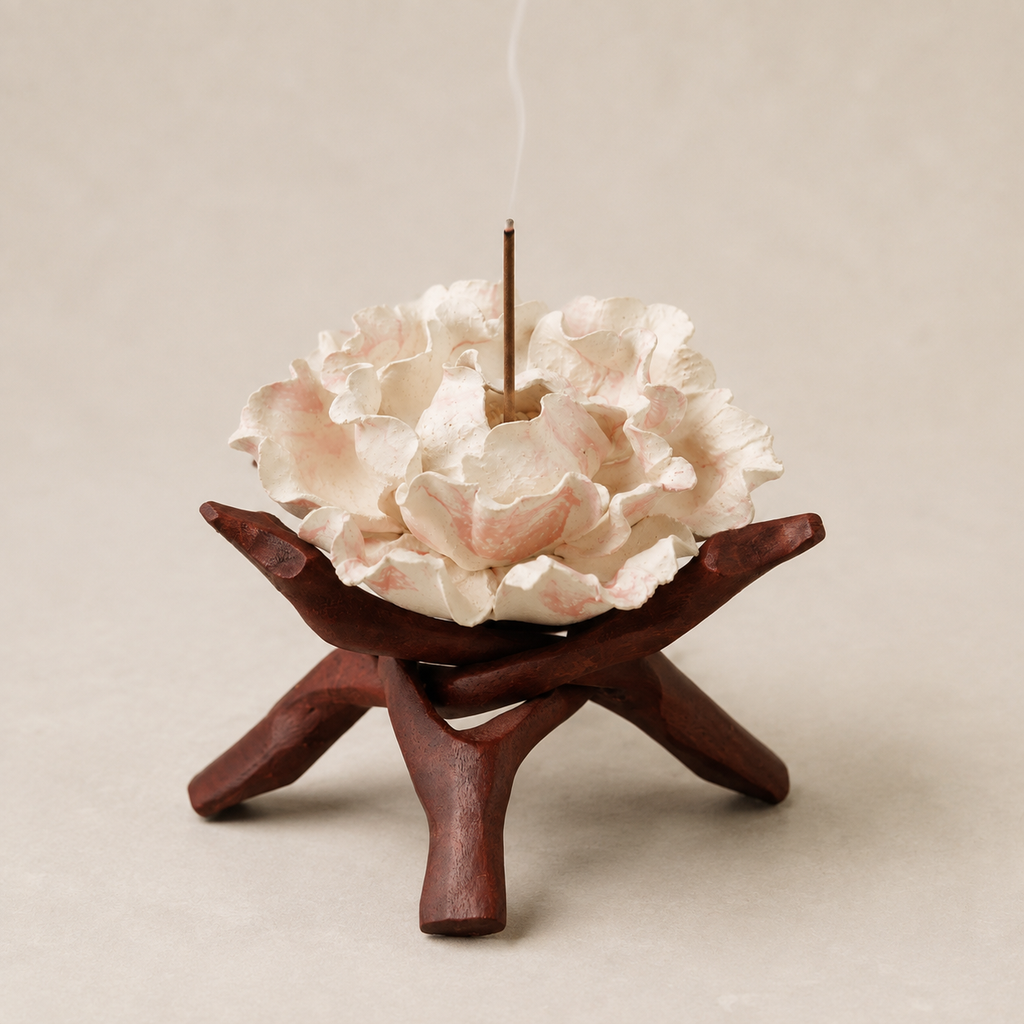 Chunling Peony Ceramic Incense Holder & Aroma Diffuser
