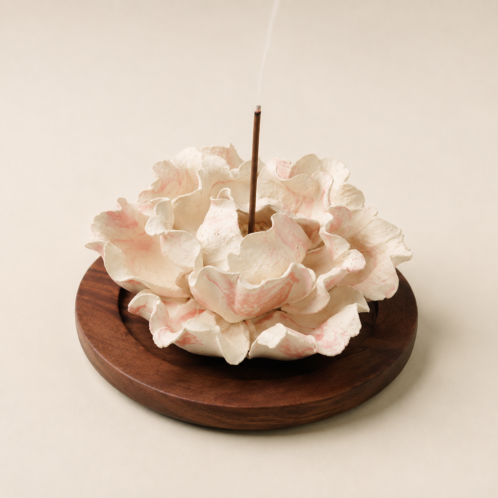 Chunling Peony Ceramic Incense Holder & Aroma Diffuser